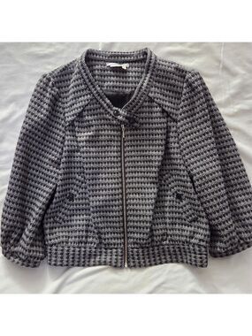 To The Max Bouclé Houndstooth Moto Cropped Jacket Medium